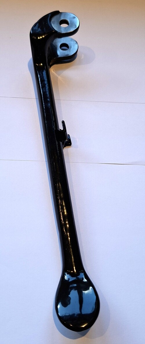 PROP SIDE STAND FITS ALL H/W MODELS ( THIS STAND REPLACES 014719 & 900519 BUT DOES NOT HAVE TOE HOOK)