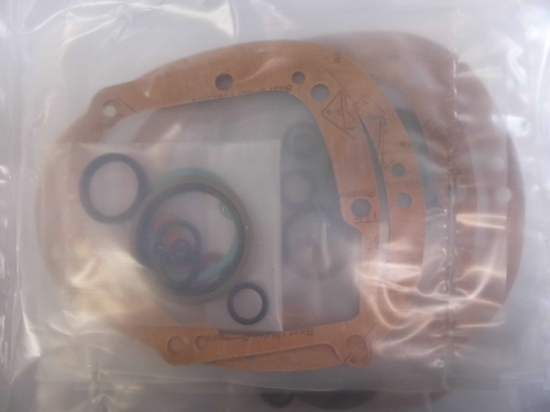 AMC GEARBOX GASKET AND SEAL SET  HEAVYWEIGHTS ONLY NOT BURHAM 1957 ON